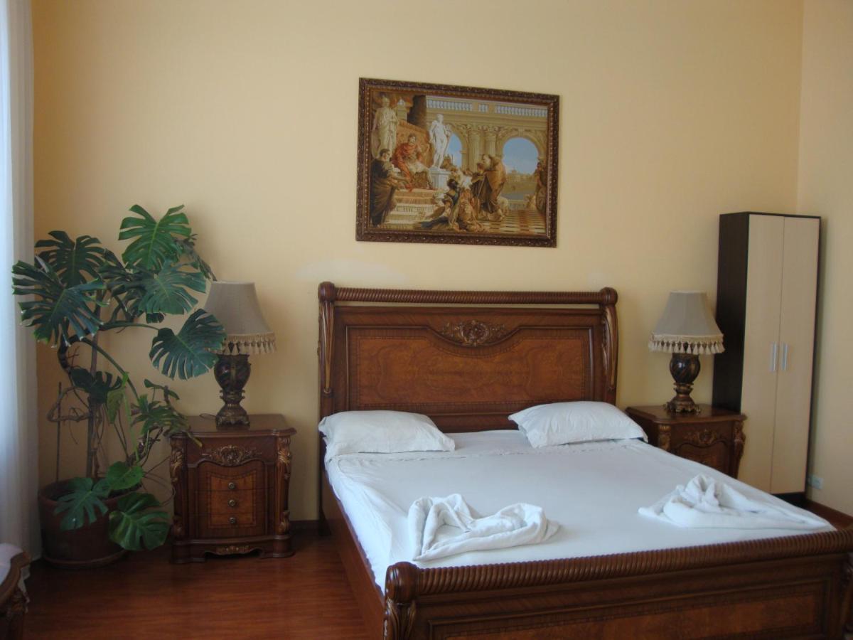 Hotel Reno On Deribasovskaya 오데사 외부 사진