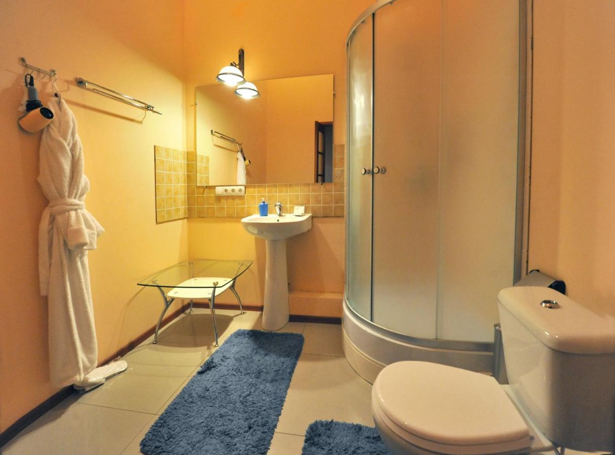 Hotel Reno On Deribasovskaya 오데사 외부 사진