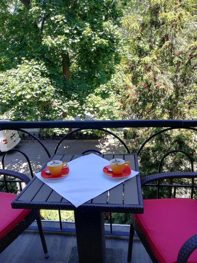 Hotel Reno On Deribasovskaya 오데사 외부 사진